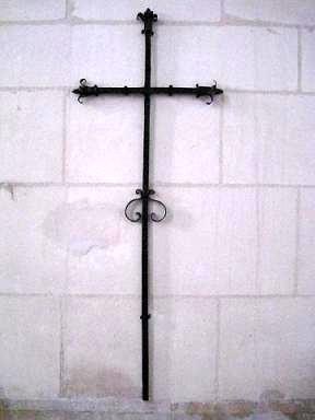 Croix de St Blaise, église de Senan
