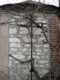 Croix de Saint Eloi, Grande rue, Neuilly