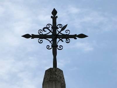 Croix du cimetière de Neuilly