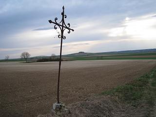 Croix Saint Alexandre, Rue Chambaut, Neuilly