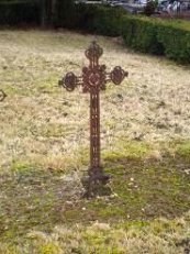 Croix tombale du cimetière de Neuilly