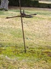 Croix tombale du cimetière de Neuilly