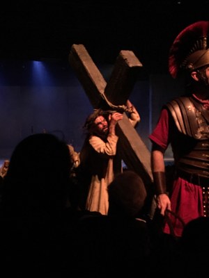 8. spectacle - chemin de croix