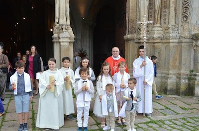 baptêmes d'enfants à la Pentecôte 1