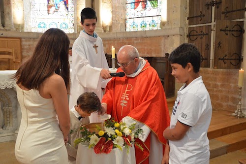 baptêmes d'enfants à la Pentecôte 2
