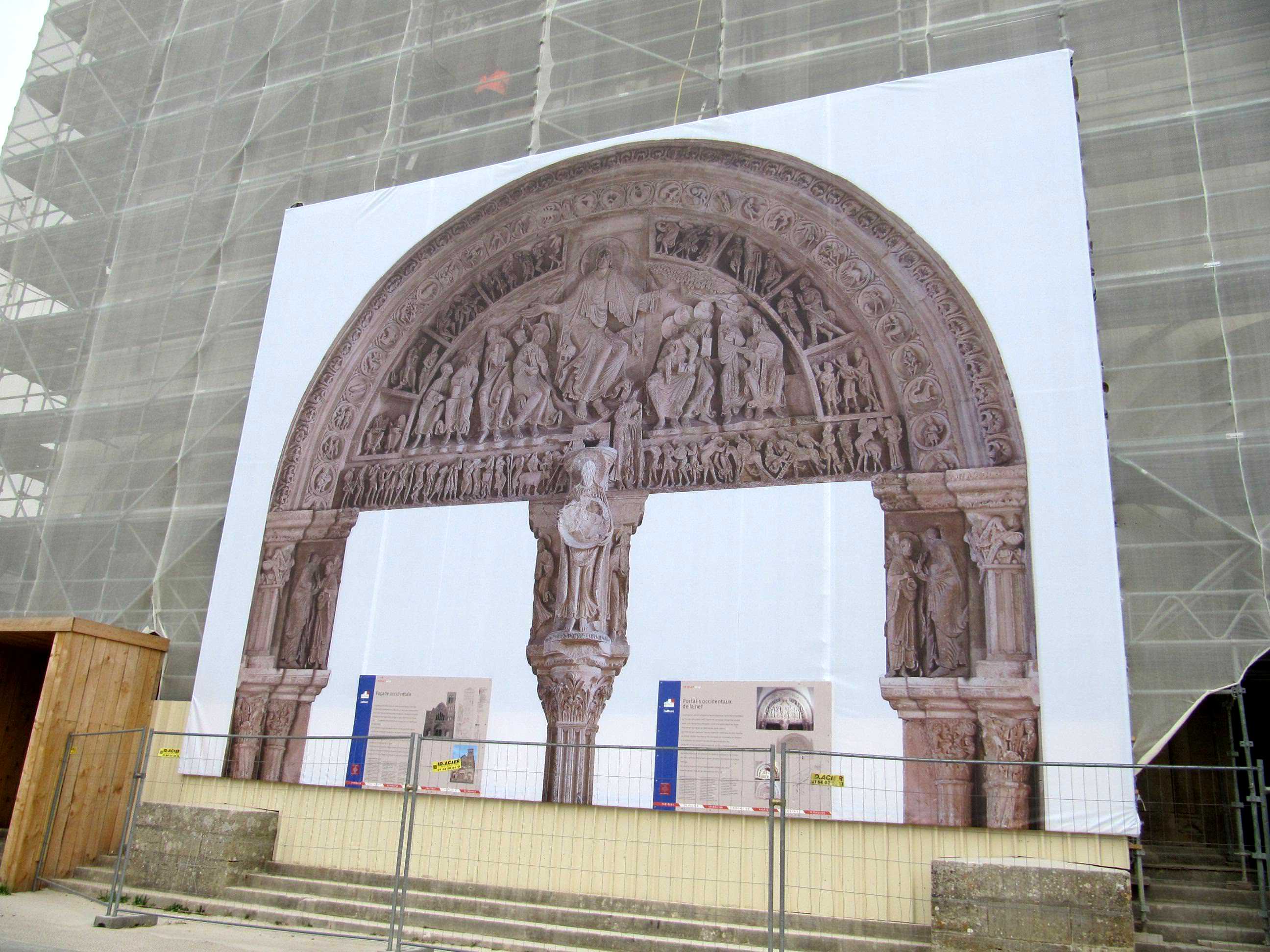 Basilique de Vézelay 1.jpg