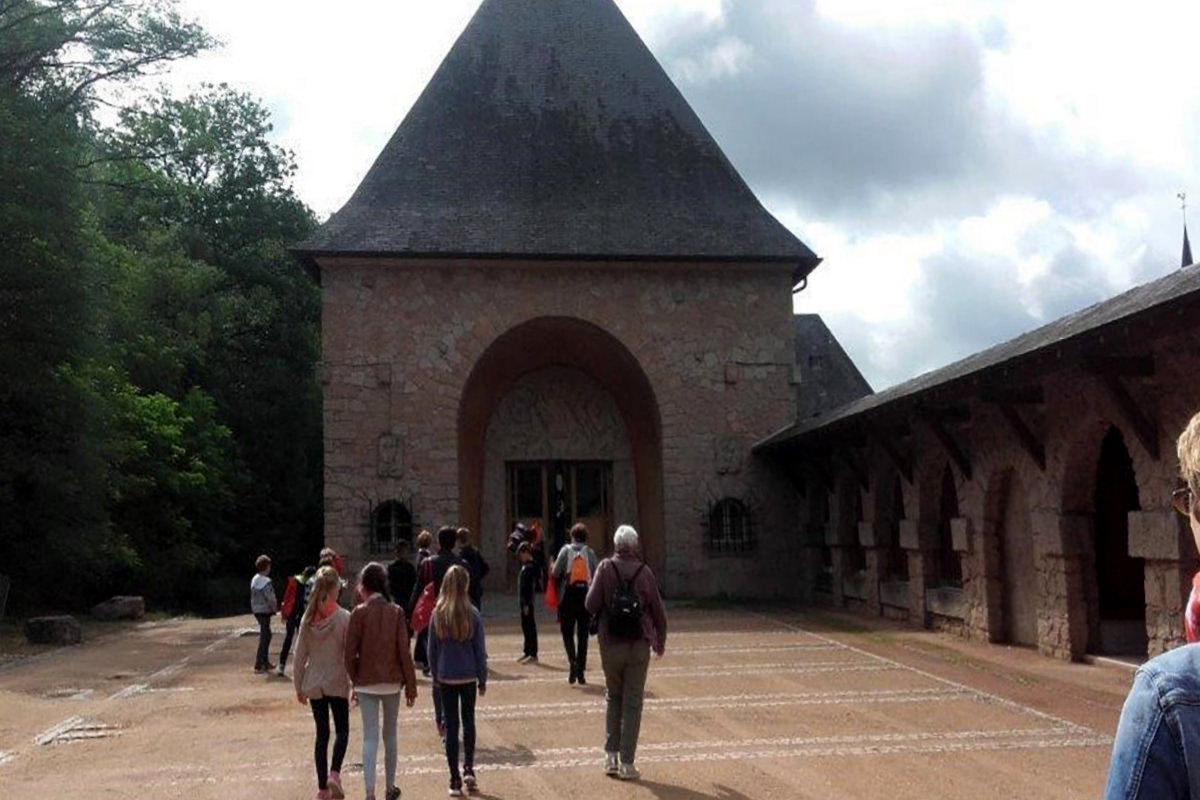 Sortie caté 2017 -Pierre-qui-vire - 5.jpg