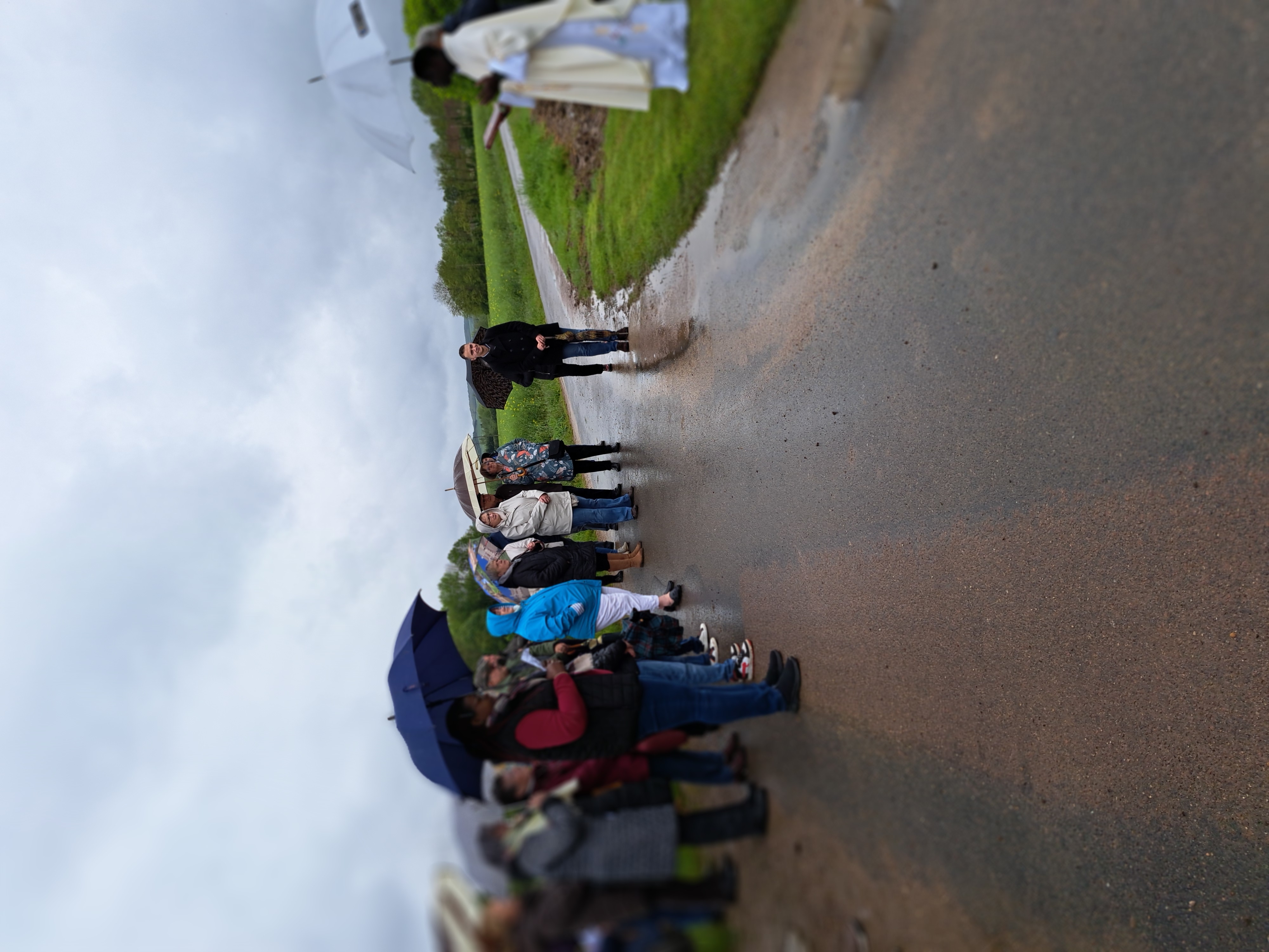 Rogations 2024   bénédiction des cultures sous la pluie