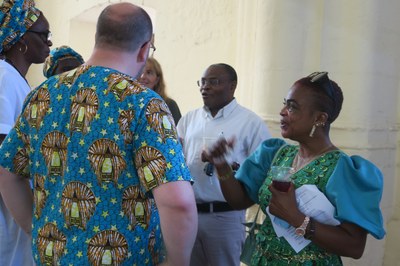 2023 30 09 10 Charbuy f