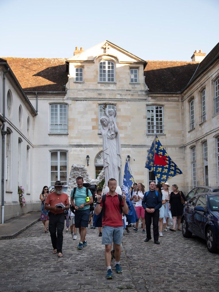 29   Villeneuve à Sens   (43) censored