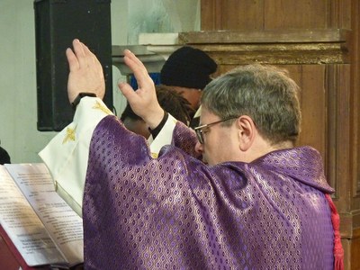 Imposition des mains