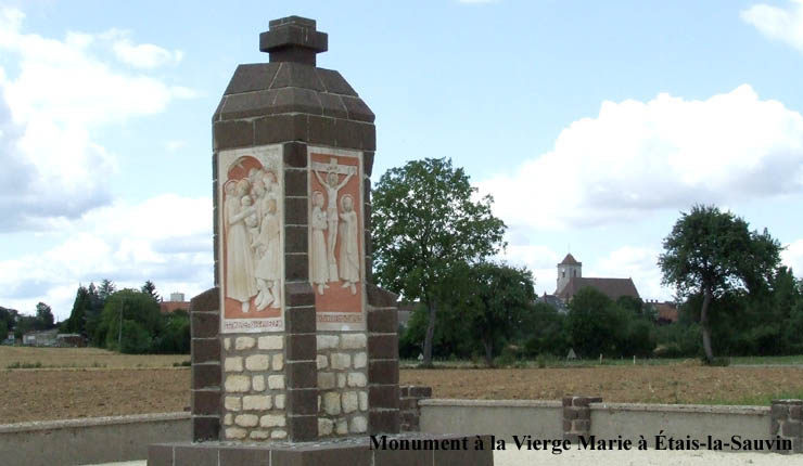04-monument-marie-etais-la-sauvin.jpg