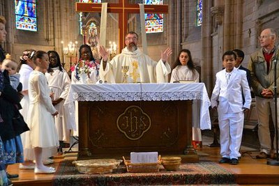 1° communion 2019- (38).jpg