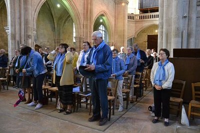 2023-10-Messe animée par le Rosaire-.jpg